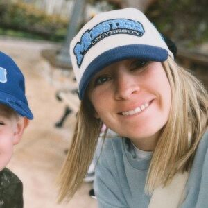 Meet your Posher, April